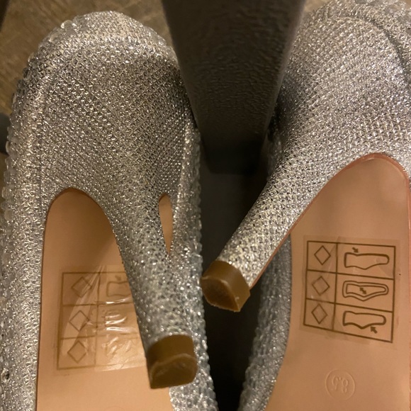 De Blossom Collection Rhinestone Crystal Heels Bridal Shoes size 8.5 - Picture 9 of 13